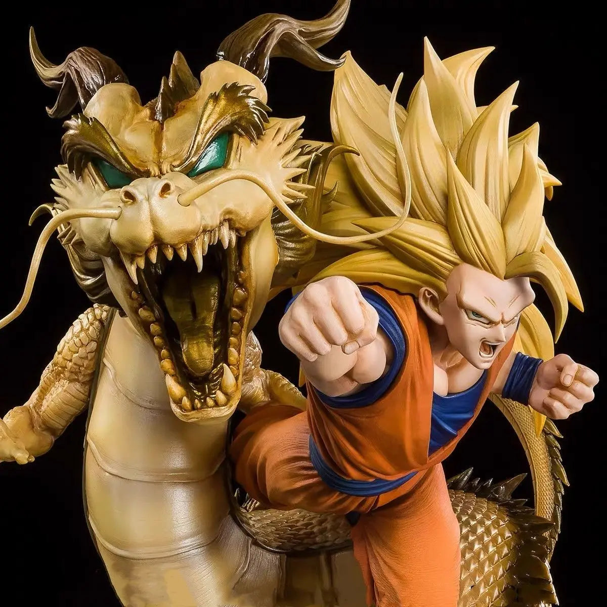 Estátua Dragon Ball - Goku Super Saiyan 3 Wrath of the Dragon Shenlong Dourado
