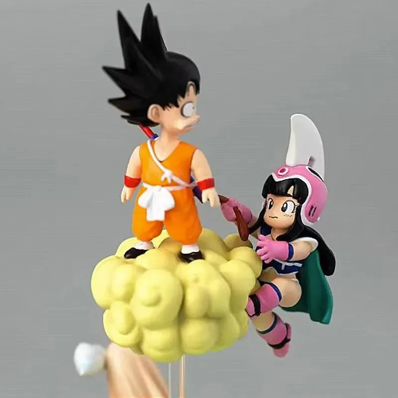 Estátua Dragon Ball - Son Goku e Chi-Chi na Nuvem 10 CM