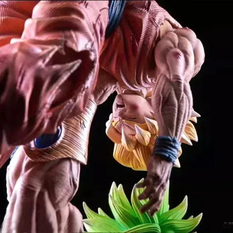 Estátua Dragon Ball - Goku Super Saiyajin Vs Broly 28 CM